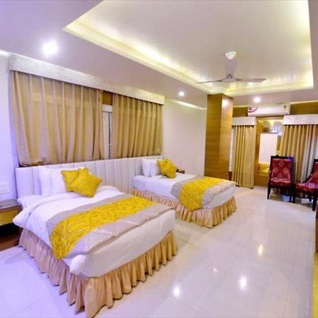 Hotel Mk Vivanta Gwalior Exterior photo