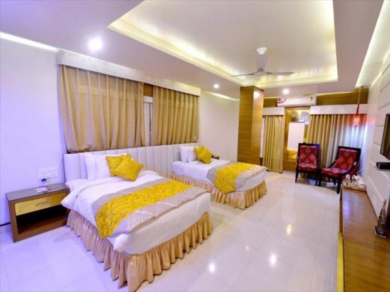 Hotel Mk Vivanta Gwalior Exterior photo